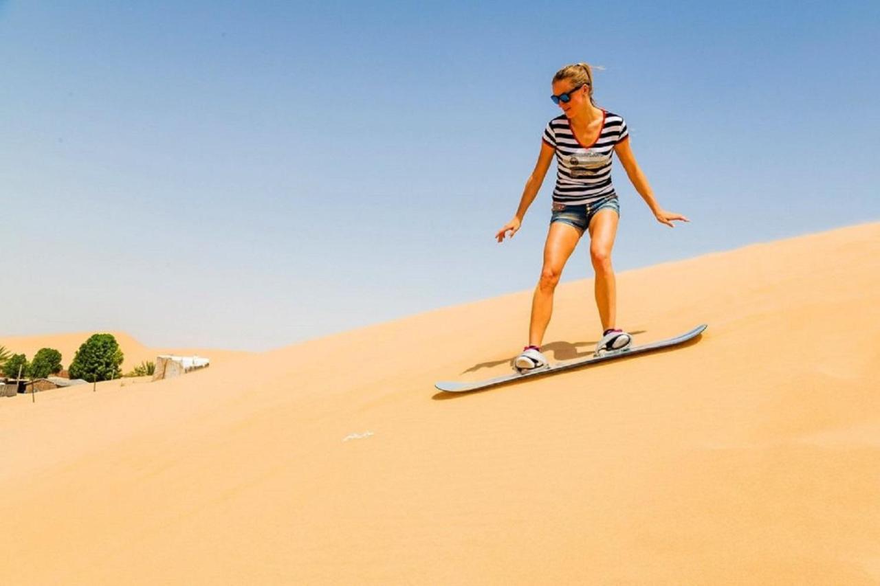 فندق Erg Chebbi Dunes Desert Camp مرزوكة المظهر الخارجي الصورة