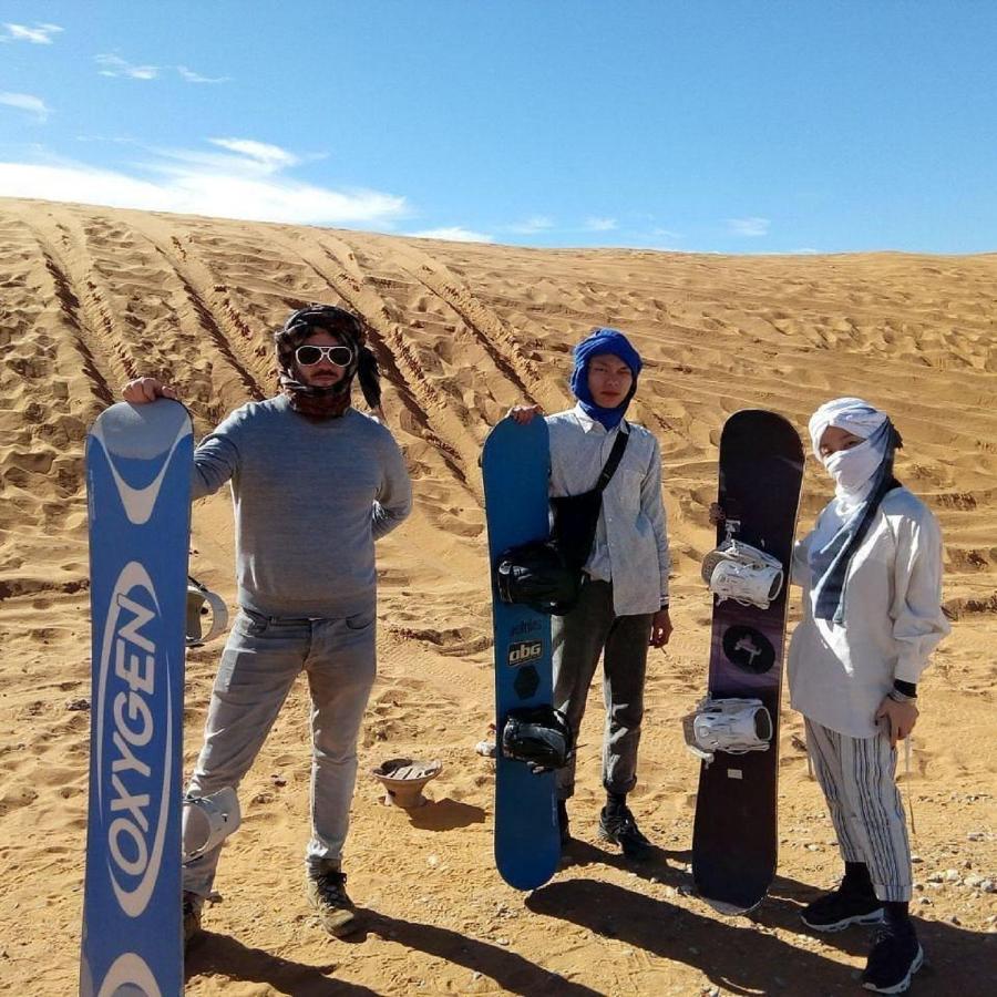 فندق Erg Chebbi Dunes Desert Camp مرزوكة المظهر الخارجي الصورة