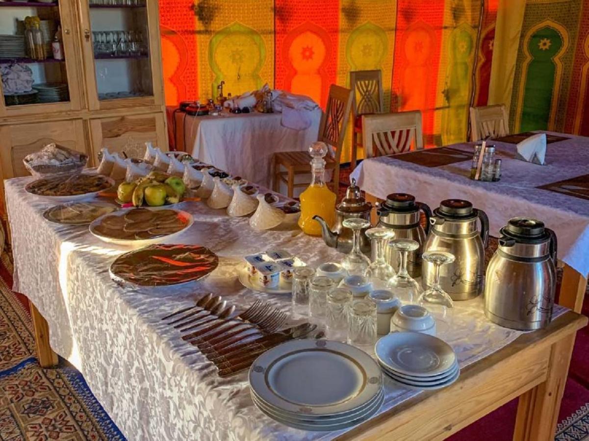 فندق Erg Chebbi Dunes Desert Camp مرزوكة المظهر الخارجي الصورة
