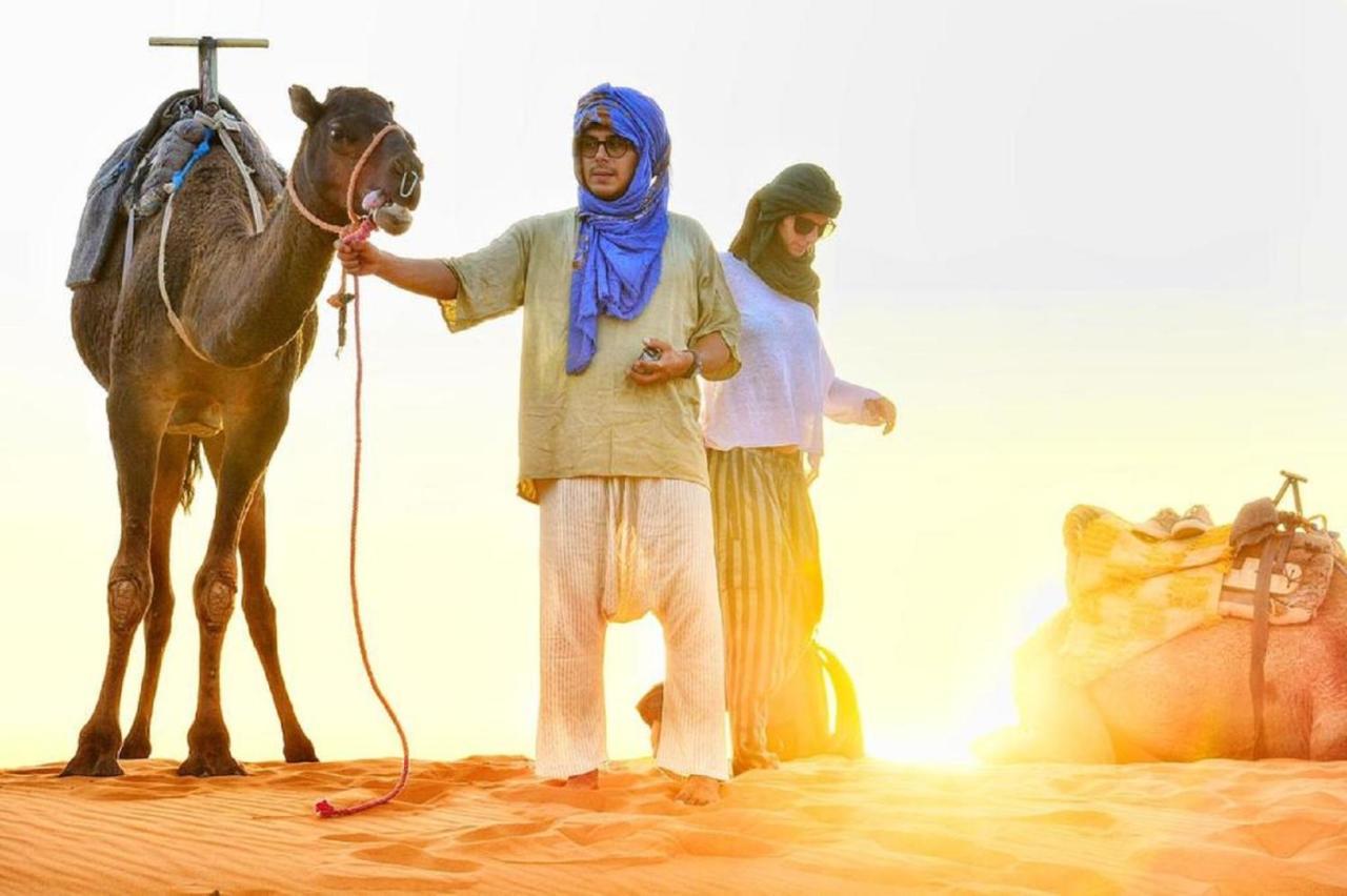 فندق Erg Chebbi Dunes Desert Camp مرزوكة المظهر الخارجي الصورة